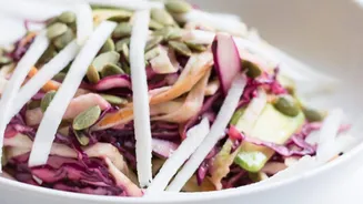 Red cabbage v/s turnip: Which is healthier?