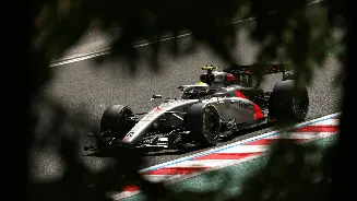 Leclerc lidera 1º treino do GP da Hungria; Bortoleto é sexto