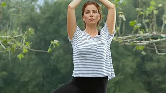 Mountain Pose In Yoga Guide: Leg Engagement During A Static Pose