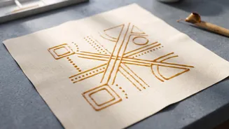 Simple Lines And Dots Can Create Strong Batik Designs For Beginners