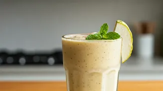 The Aesthetic Custard Apple Smoothie Trend Sweeping Feeds
