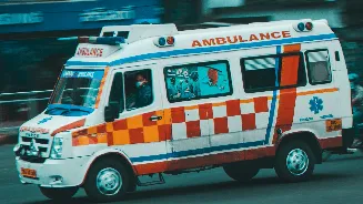 Uttar Pradesh: Injured man dies after ambulance runs out of oxygen on way to hospital, police launches probe