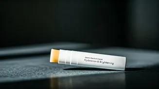 Essential Lip Balms for Men: Hydration & Brightening