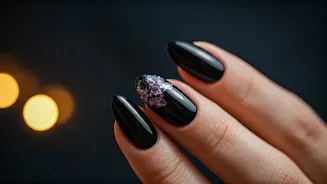 Hailey Bieber's Edgy Black Nails: The Unexpected Anti-Spring Manicure Trend