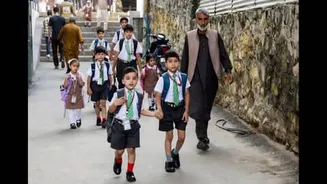 Kashmir schools reopen after 21-day break and 4-day rain delay