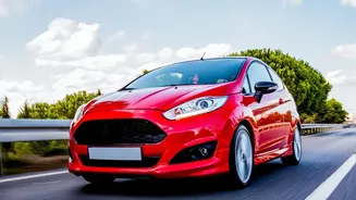 Loading Heavy Gear First Keeps Compact Hatchbacks Balanced During Long Highway Drives