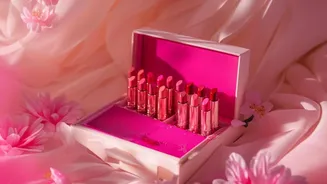 How Softly Tapped Lipstick Creates The Diffused Finish Behind The Blurred-Lip Trend