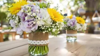 These living room centerpieces never go out of style
