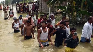 Heavy rain floods Bihar affecting over 48L across 15 districts