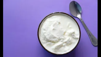Iogurte natural: como escolher e usar no café da manhã ou lanche