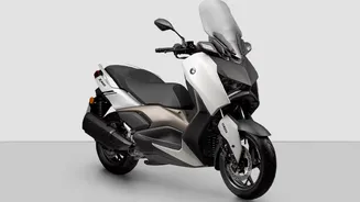 A scooter XMAX 250 roda mais de 500 km com um único tanque? Entenda