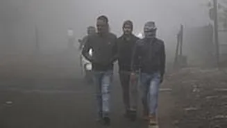 Bengaluru Weather: City Experiences Dip In Temperatures As Cold Wave Intensifies; IMD Predicts Light Rainfall In Upcoming Days