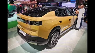 Fiat expõe em Paris os SUVs que vão substituir Pulse e Fastback no Brasil; veja o que muda
