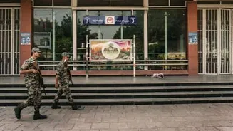 Delhi police closing 57 metro stations from 9pm Monday