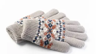 Nail your winter look with batik gloves