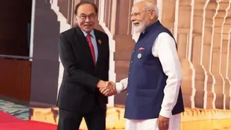 'Tujhe Dekha To Ye' To 'Dil To Pagal Hai': Malaysian PM's Post-BRICS Bollywood Playlist Is Winning Internet