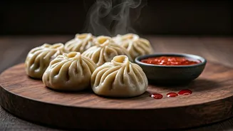 Why Everyone's Obsessed With Homemade Veg Momos