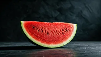Nighttime Watermelon Consumption: Expert Insights on Digestion and Discomfort