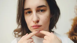 Acne flares in 80% humidity: why your May skincare routine fails by mid-afternoon