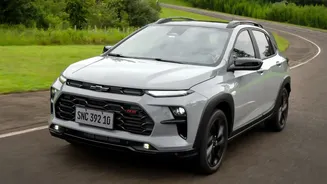 Carros mais vendidos de maio: Chevrolet Sonic estreia vendendo mais que o Renault Kardian