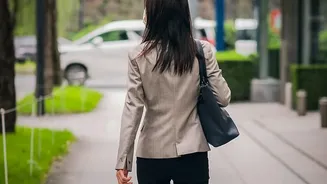 How The Latest Walking Advice For Over-40s Changes The Case For Upright Posture