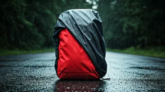 Smart Backpackers Buy Waterproof Backpack Covers For Monsoon Road Trips