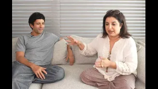 'Sharam Nahi Aati': When Javed Akhtar Schooled Farhan Akhtar After His College Admission Fail
