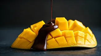 Indulge In Decadent Langra Mango Chocolate Drizzle For Weekend Sweetness