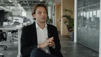 Bird CEO Robert Vis cuts staff to 120 citing AI