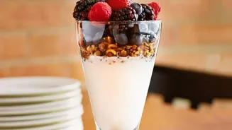 Quick Berry Parfait With Fruit And Yoghurt Puts The Spotlight On Quick Snack