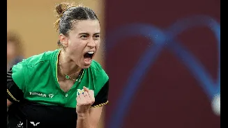 Bruna Takahashi lidera vitória feminina do Brasil no Mundial de Tênis de Mesa