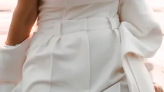 Occasionwear Trends 2026: Why Detachable Sleeves Offer Flexibility For Multiple Wedding Functions