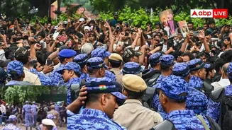 Jantar Mantar Lathicharge: संसद मार्च के दौरान भारी बवाल, पुलिस ने किया लाठीचार्ज, पत्थर भी चले, देखें वीडियो