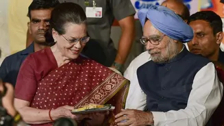 Sonia Gandhi praises Manmohan Singh after SC's coal case verdict