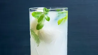 Avoid Lychees That Feel Mushy, Leak Juice or Smell Alcoholic
