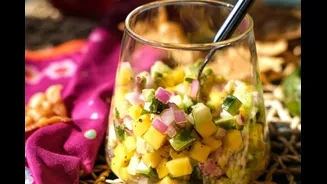This Crunchy Mango Avocado Salad With A Hint Of Spice Is A Refreshingly Quick Lunch