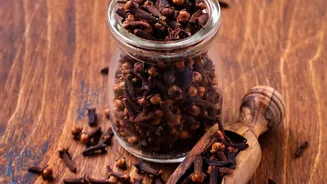 Five Vegetarian Ways to Cook With Fragrant Whole Cloves