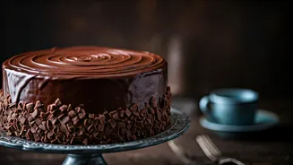 This Stunning Vintage Dark Chocolate Cake Is Pure Art