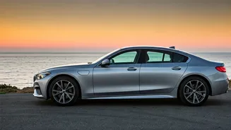 Unbelievable Mileage: Car Offers 32+ Kmpl, Automatic, & More!