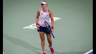 Bia Haddad cai na estreia em Portugal e tem pior sequência da temporada