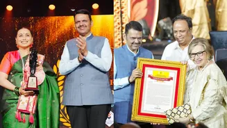 Rani Mukerji Gets Raj Kapoor Special Contribution Award, Salim Khan Wins Lifetime Achievement Honour