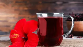 How Indigenous Botanicals Like Hibiscus Upgrade Cold Tea Offerings Without Syrups