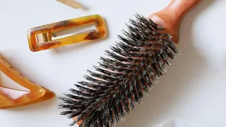 Keep Hair Neat through Humidity with Four Practical Styles Using Basic Accessories