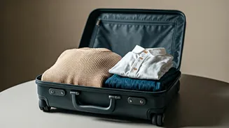Minimal Dressing Makes Travel Outfits Less Chaotic