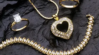 Festive Jewellery Shopping: How To Set A Gold Budget Before You Buy