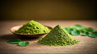 Sun-Dried Moringa Leaf Powder Is The Ultimate Lunch Superfood