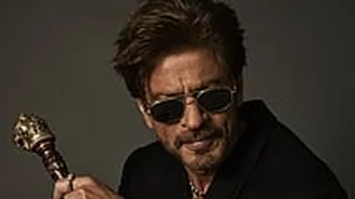 Shah Rukh Khan Reacts To Trolls Who Called Him 'Talentless' & Said He Doesn't Make 'Intelligent' Films