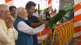PM Narendra Modi opens Poonamallee-Vadapalani Phase II Metro, rides train