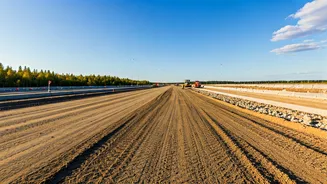 Road Widening in Kashi: Yogi's Directive & Key Projects