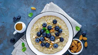How Savoury Oatmeal With Local Spices Became Top Choice For Urban Fitness Enthusiasts